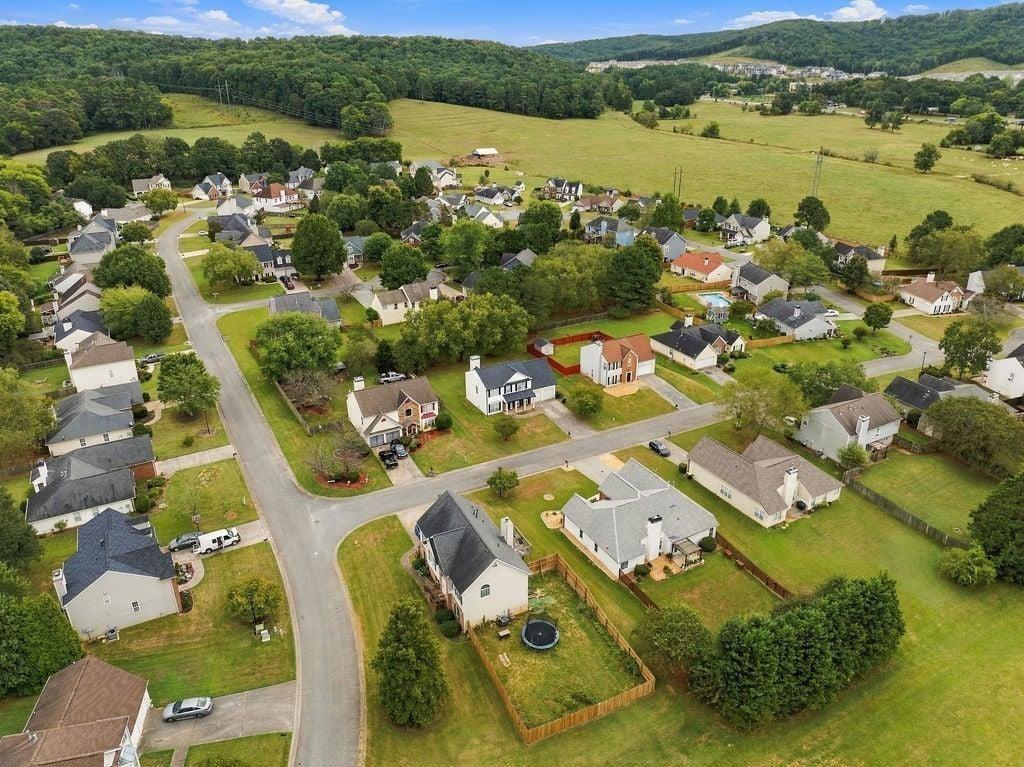 Equestrian Way Ne, Cartersville, GA 30121