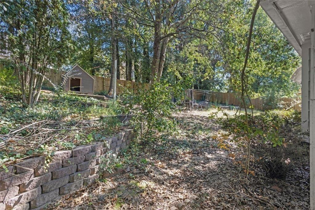 Lees Ct, Jonesboro, GA 30238
