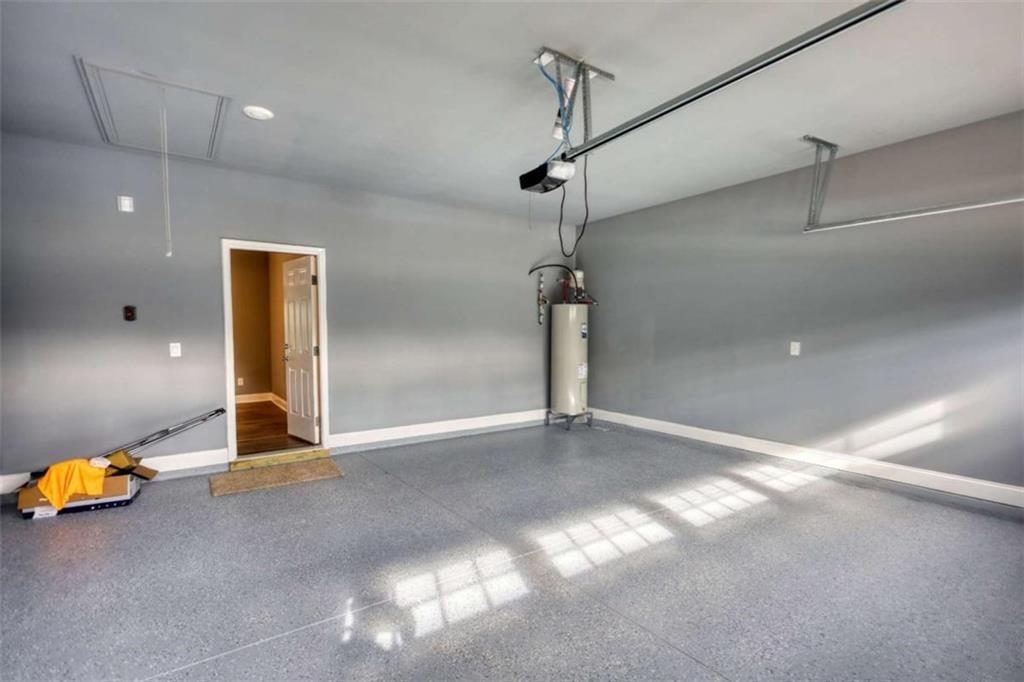 Pearl St, Madison, GA 30650