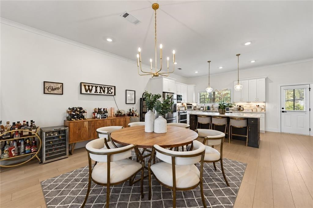Honey Bee Ln, Lawrenceville, GA 30046