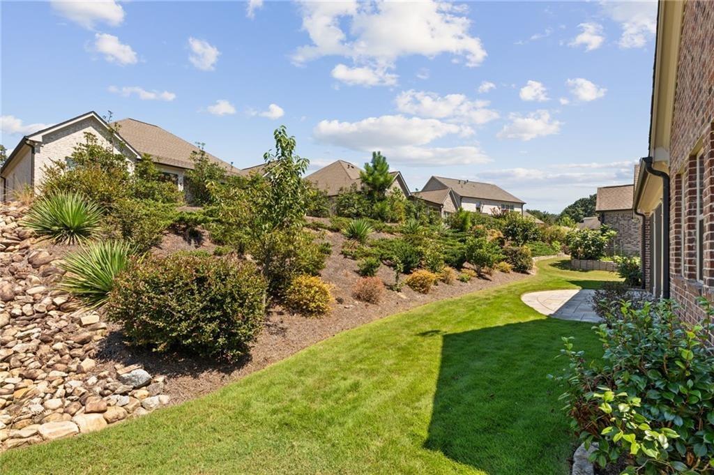 Heirloom Loop Ct, Buford, GA 30519