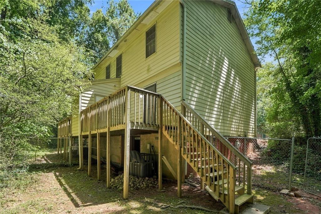 Ridgemere Ct, Stone Mountain, GA 30083