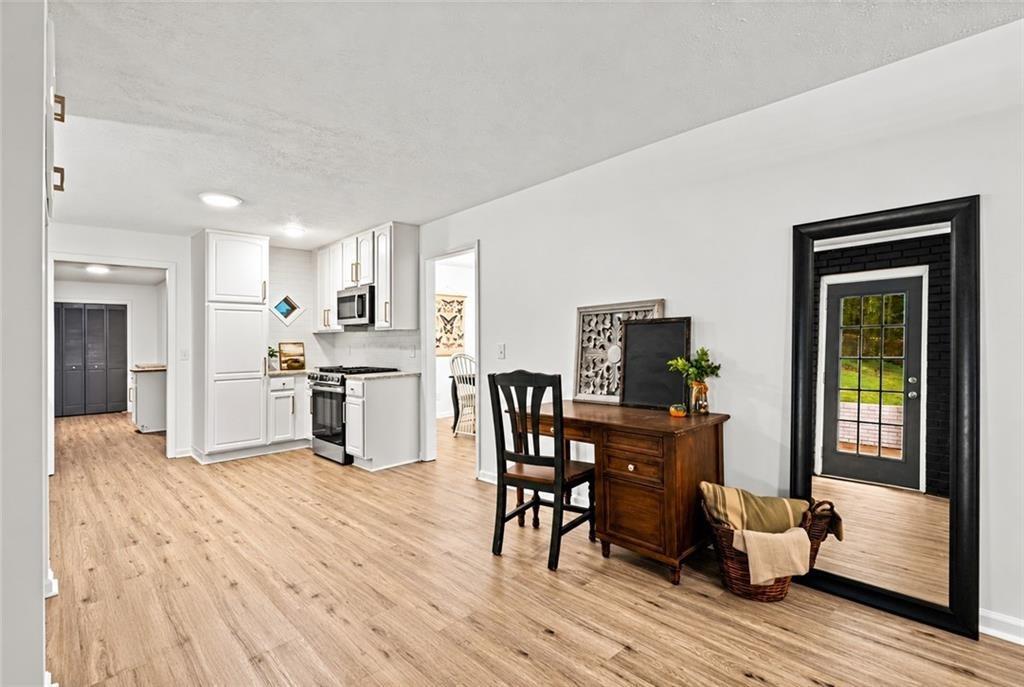 Sherwood Trl, Austell, GA 30168