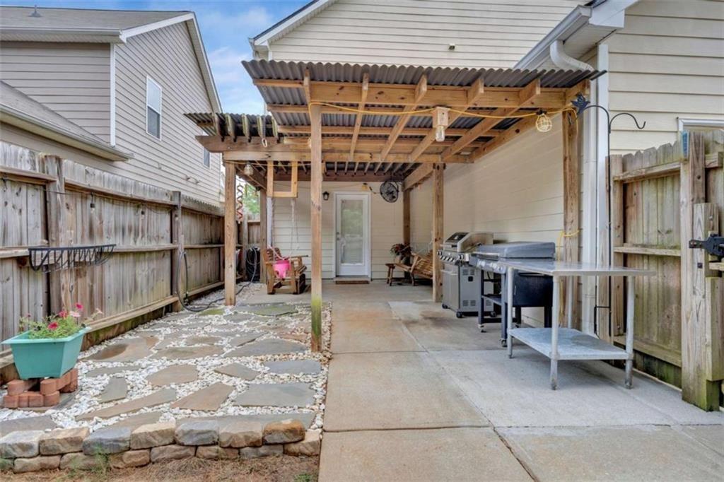 Kevin Ct, Porterdale, GA 30014