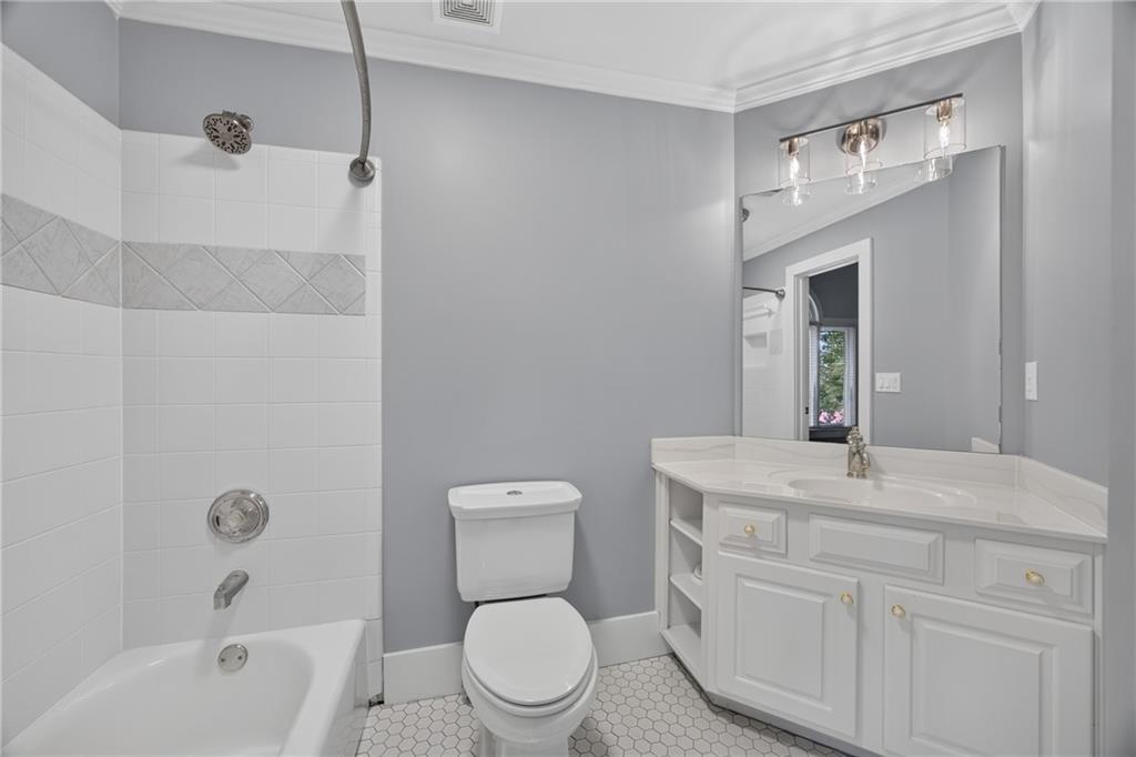 Vinings Estates Dr Se, Mableton, GA 30126