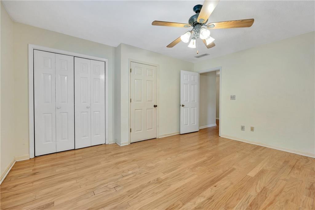 Lake Forest Dr Se, Conyers, GA 30094