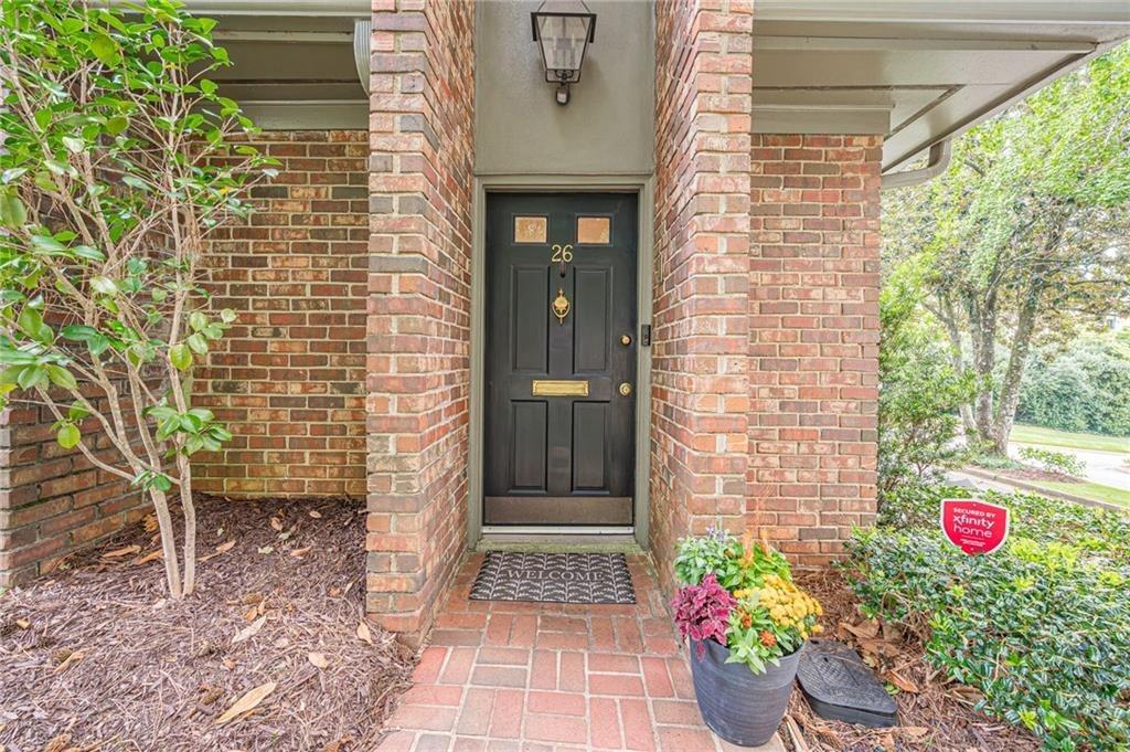 Old Ivy Sq Ne, Atlanta, GA 30342