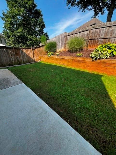 Shaw Dr, Acworth, GA 30102