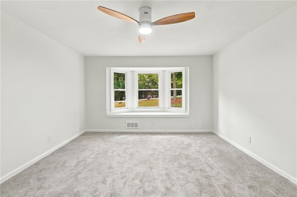 Spinnaker Way, Acworth, GA 30102