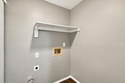 Brockett Pl, Clarkston, GA 30021