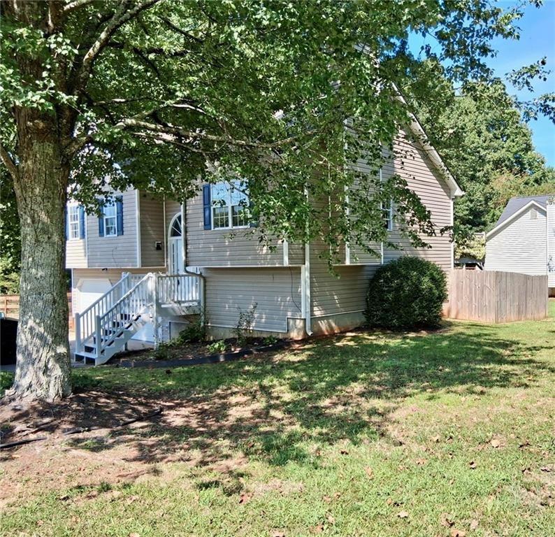 Shadow Ridge Dr, Dallas, GA 30157