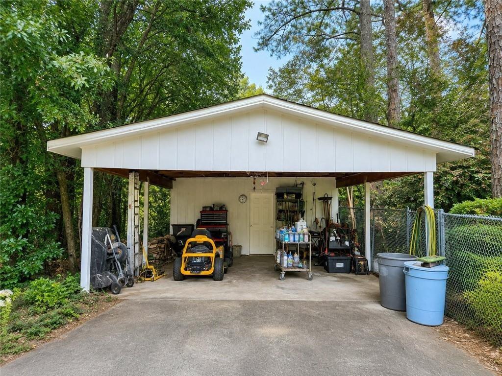 Andover Dr, Atlanta, GA 30360