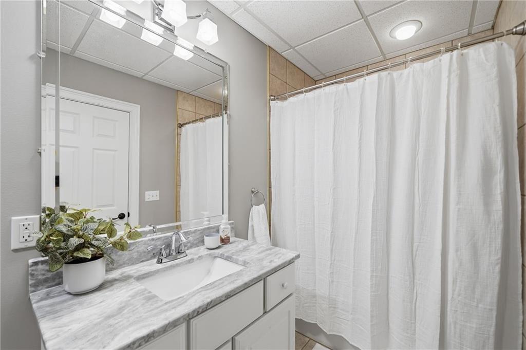 York Pl, Calhoun, GA 30701
