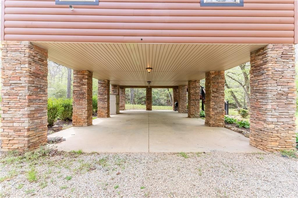 Meadow Brook Ln, Royston, GA 30662