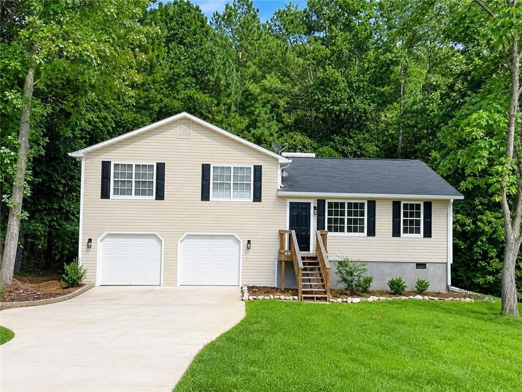 Bullock Dr, Loganville, GA 30052