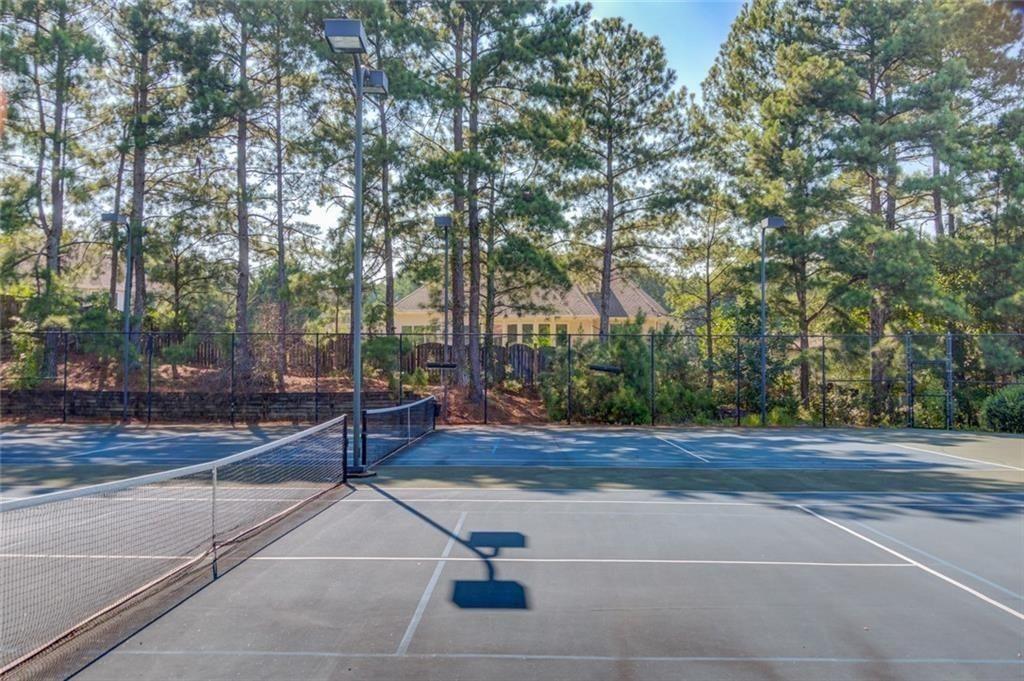 Ivy Brook Ln, Buford, GA 30519