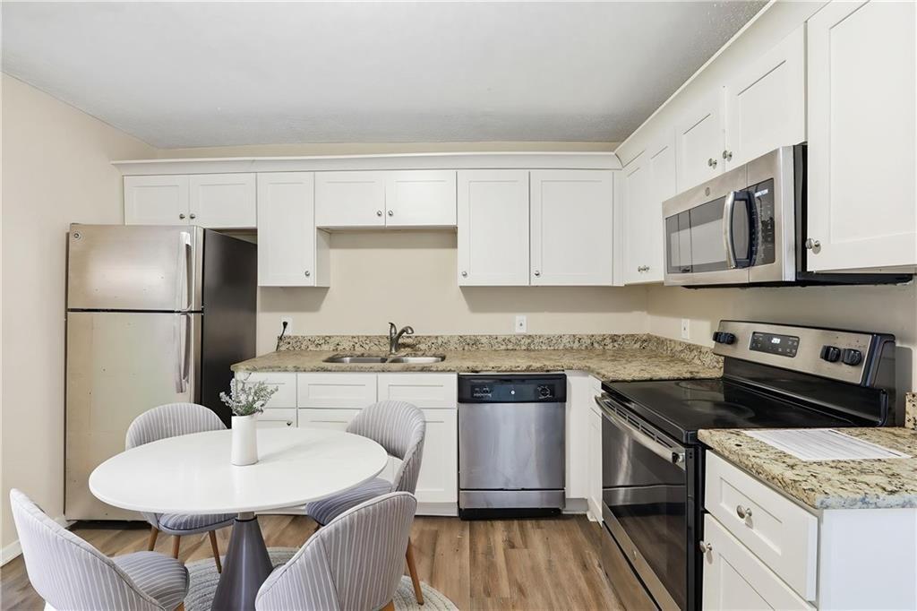 W Mercury Dr Nw, Atlanta, GA 30331