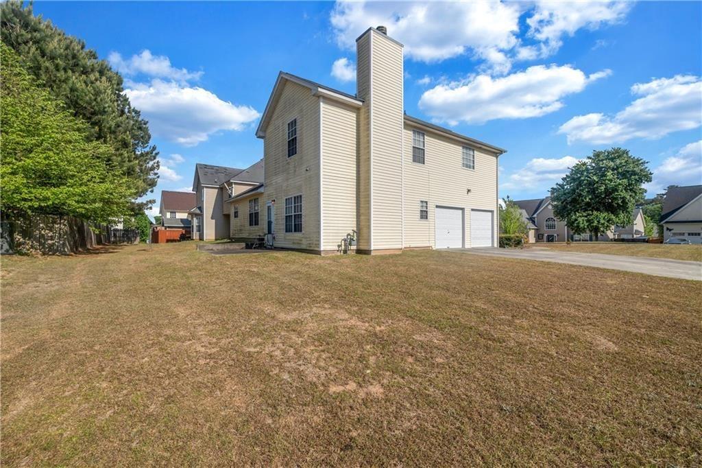 Labrador Ln, Riverdale, GA 30296