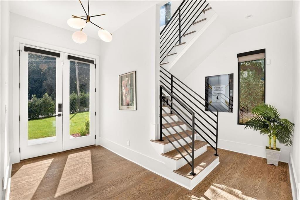 Bernadette Ln Ne, Atlanta, GA 30329