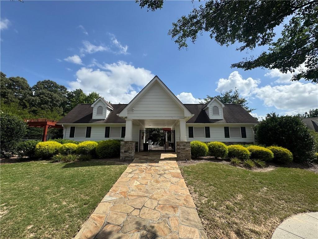 Cedar Glade Ln, Buford, GA 30519