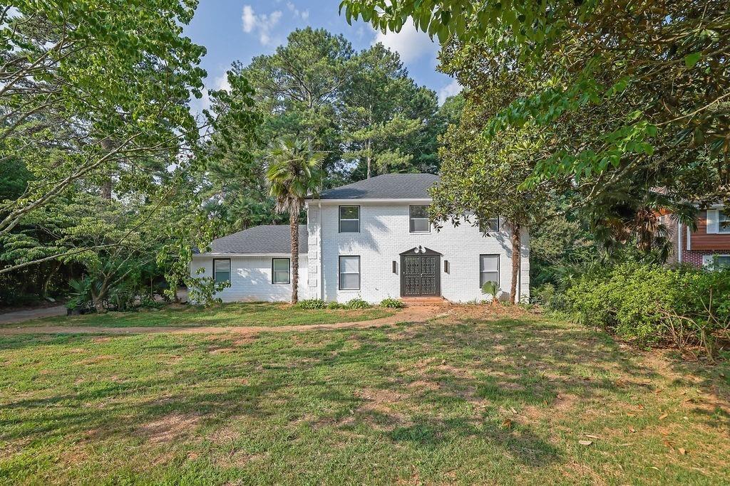 Bingham Ct, Stone Mountain, GA 30083