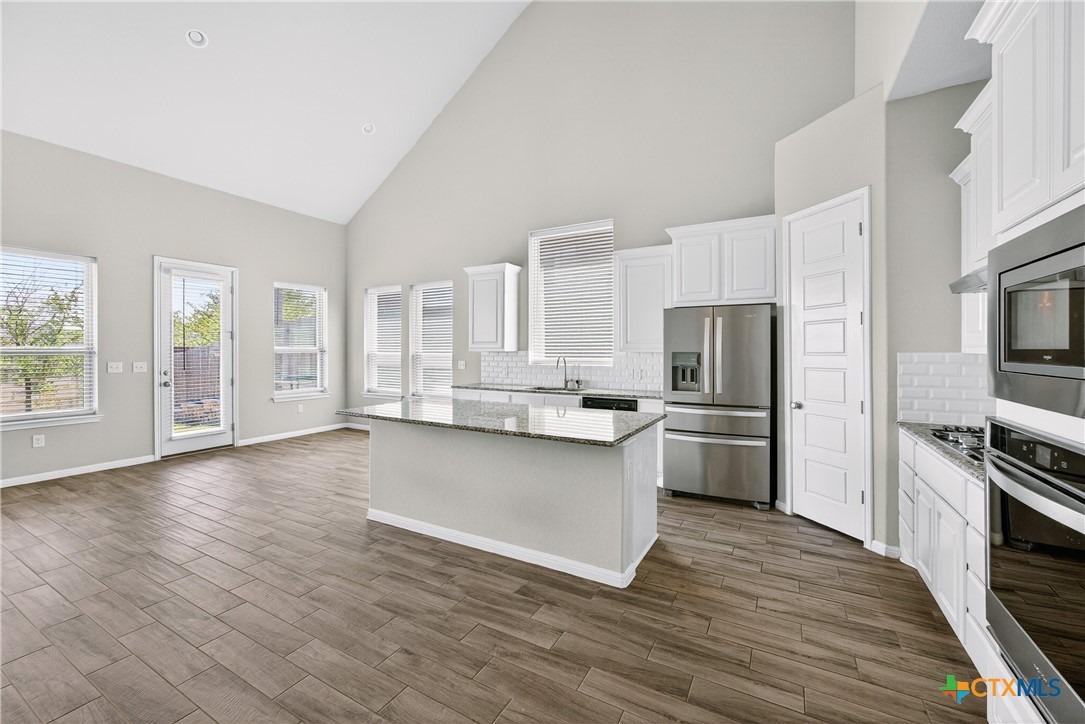 Clearwell St, Cedar Park, TX 78613