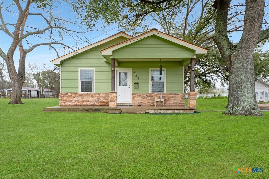 San Marcos Hwy, Luling, TX 78648