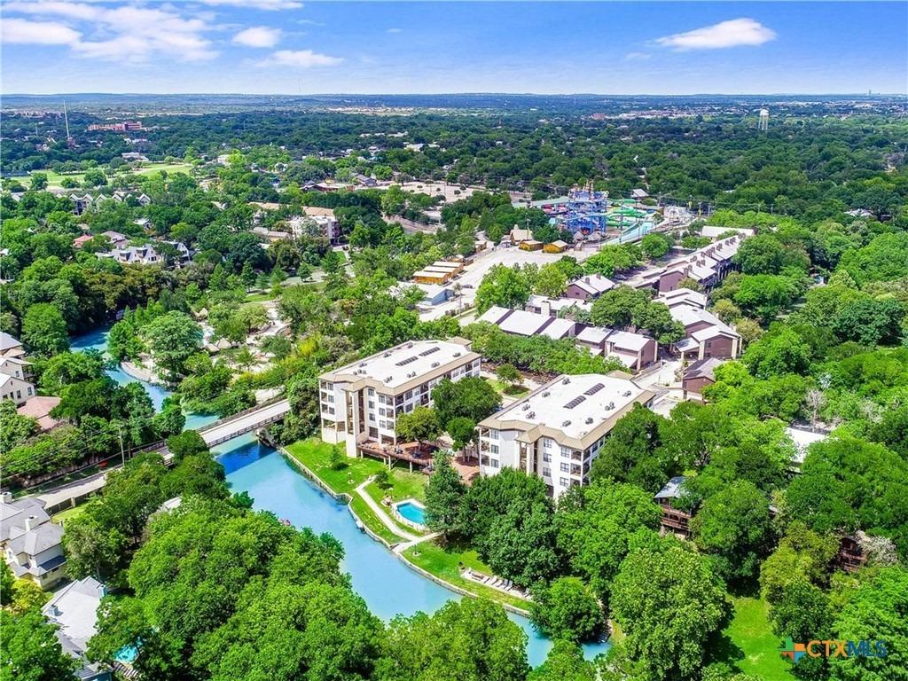 W Lincoln St, New Braunfels, TX 78130