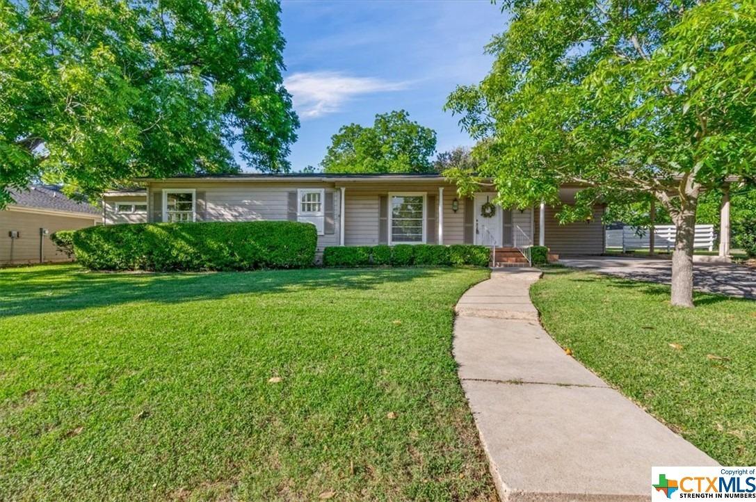 E 14th Ave, Belton, TX 76513