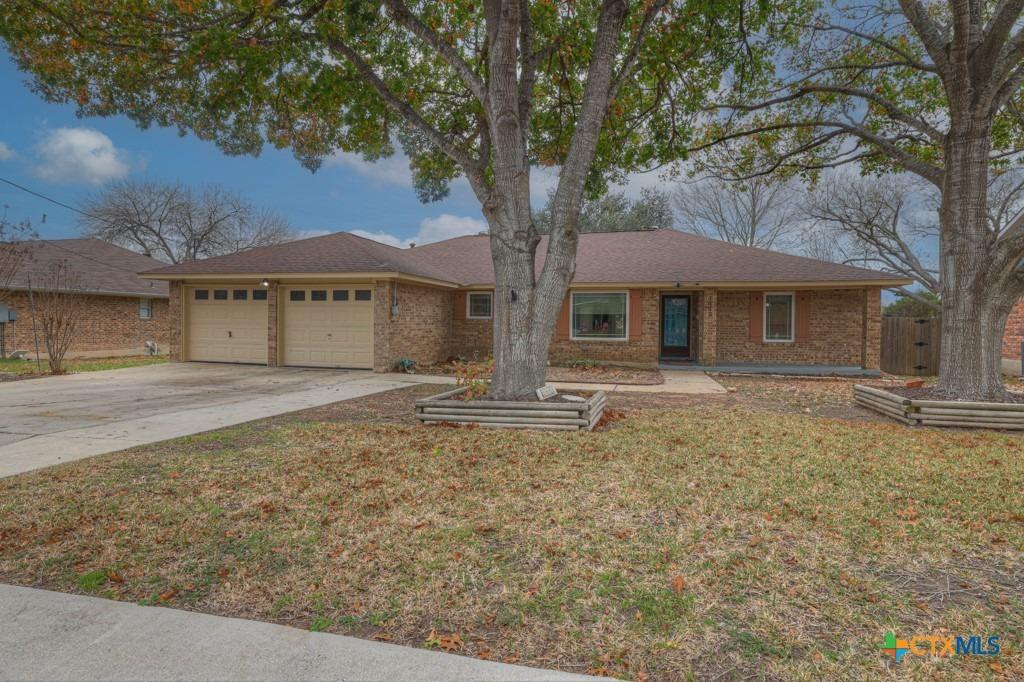 Devin Dr, New Braunfels, TX 78130