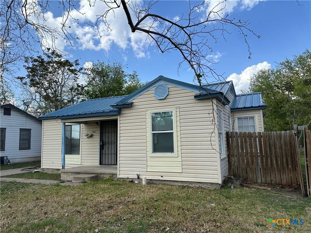 E Avenue G, Killeen, TX 76541