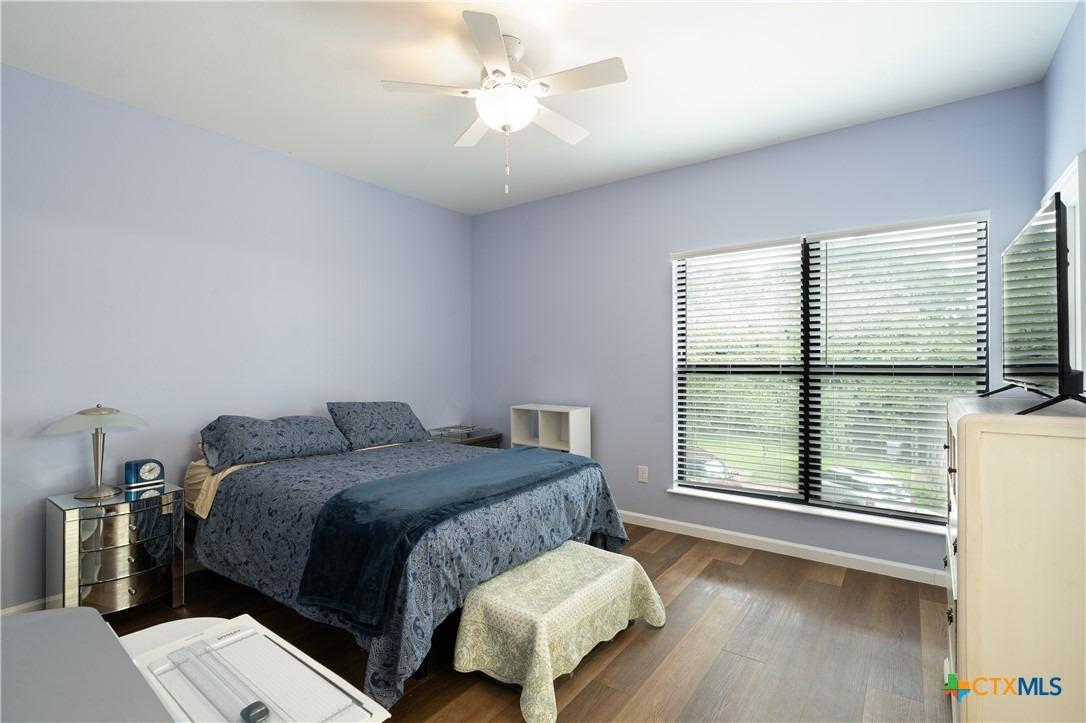 Columbia Oaks Ct, Austin, TX 78759