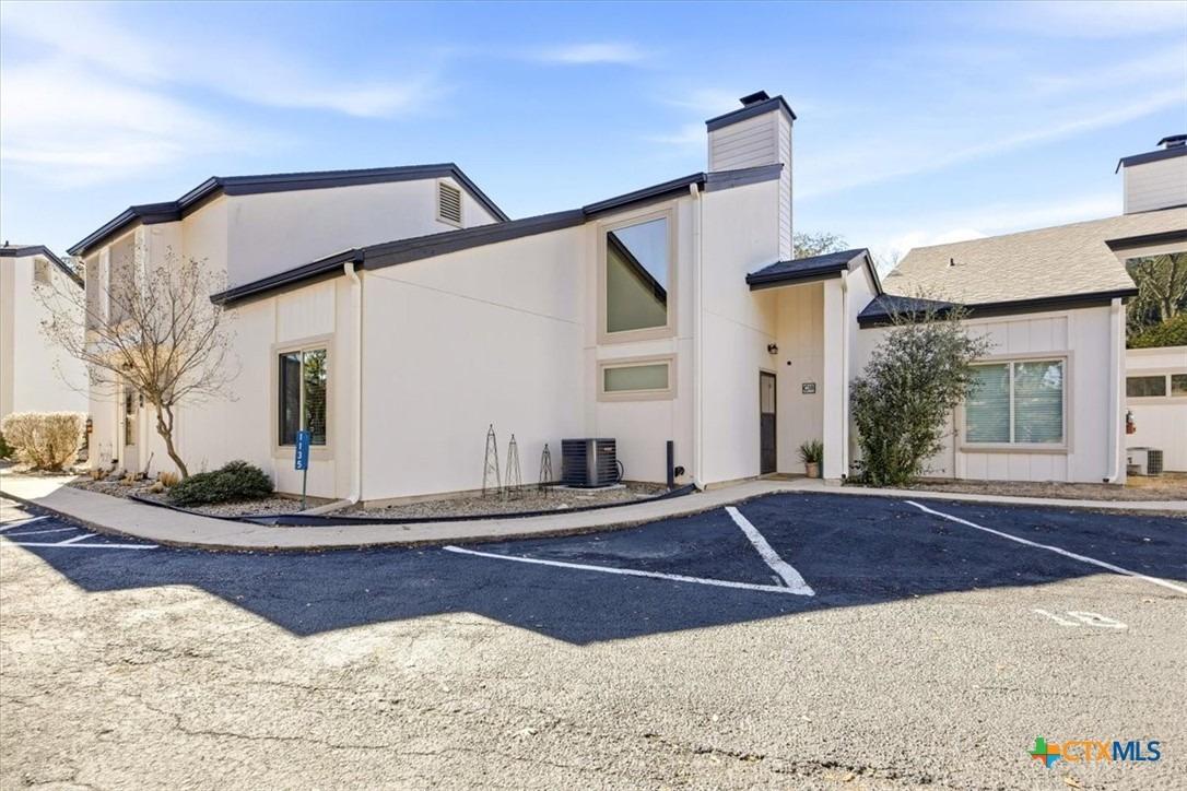 Parkview Dr, Canyon Lake, TX 78133