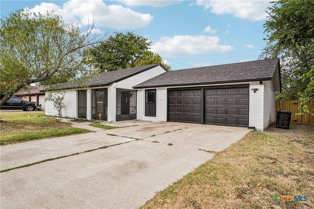 W Mary Jane Dr, Killeen, TX 76541