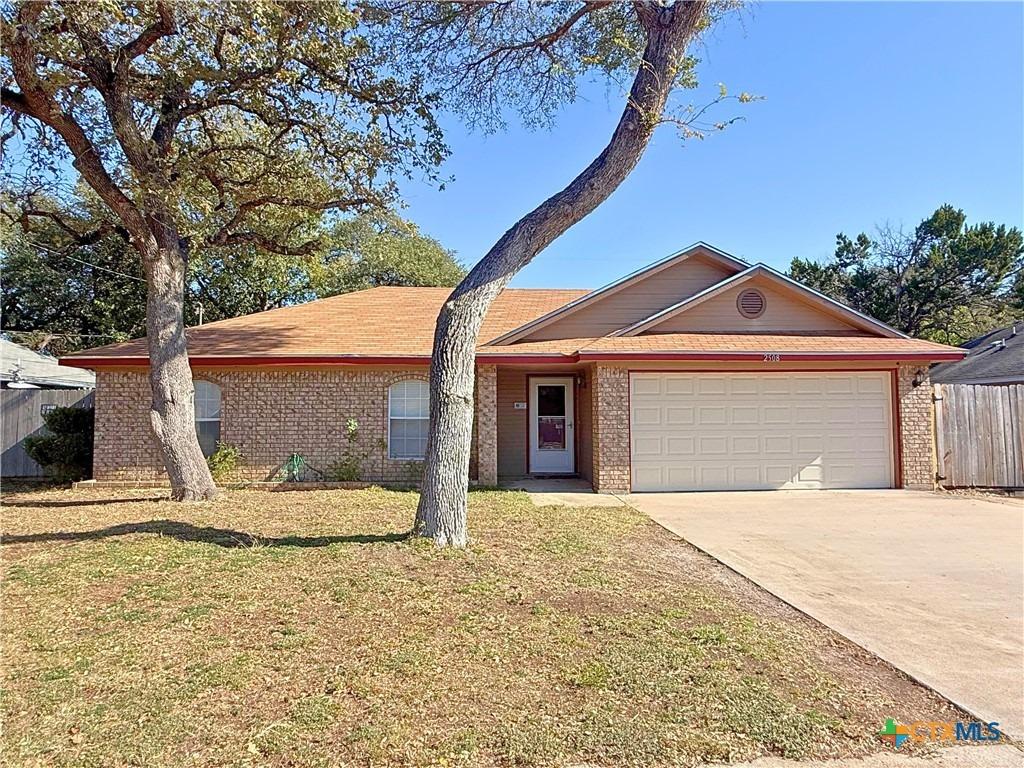 Hidden Hill Dr, Killeen, TX 76543
