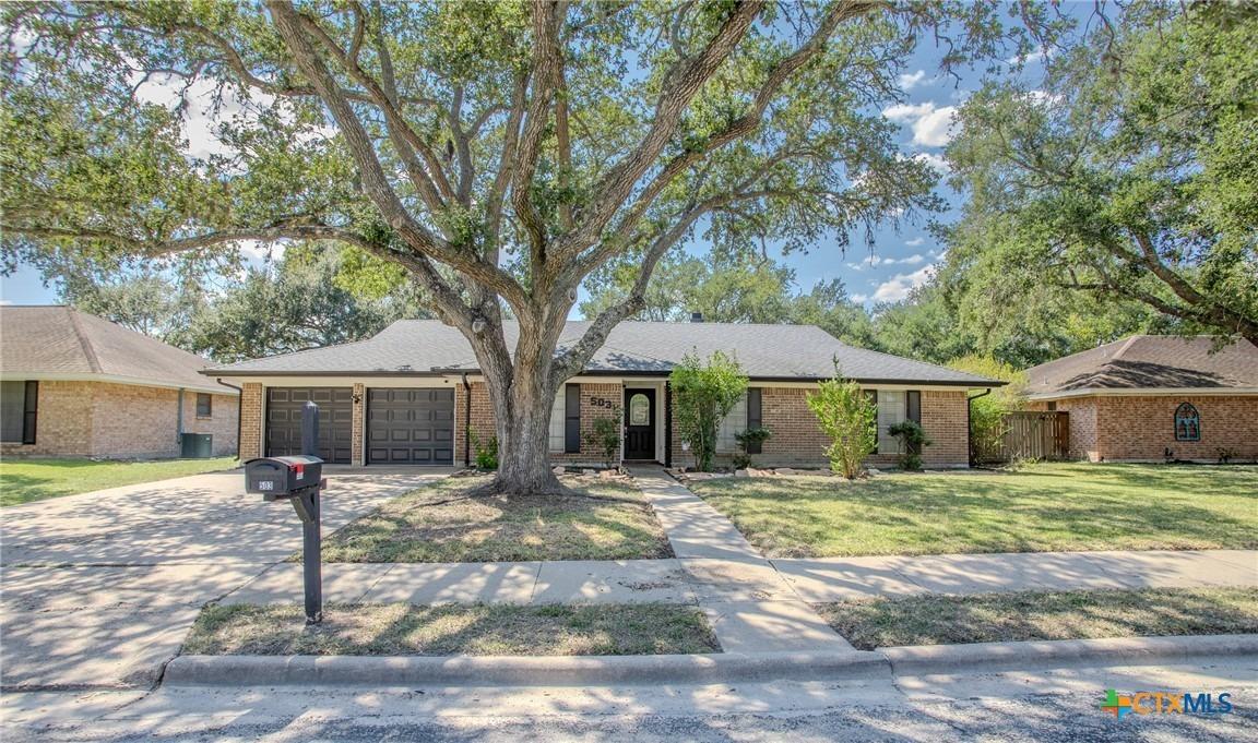 Sherwood Dr, Victoria, TX 77901