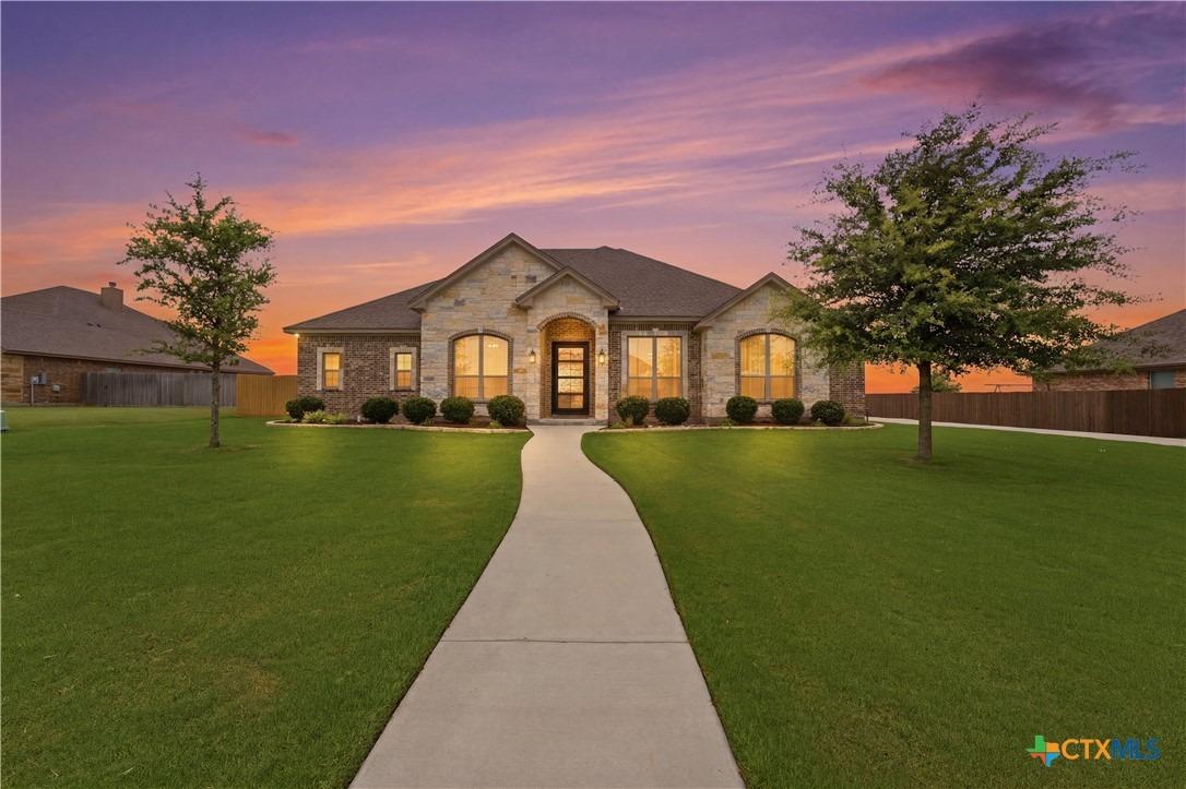 Oak Dr, Troy, TX 76579