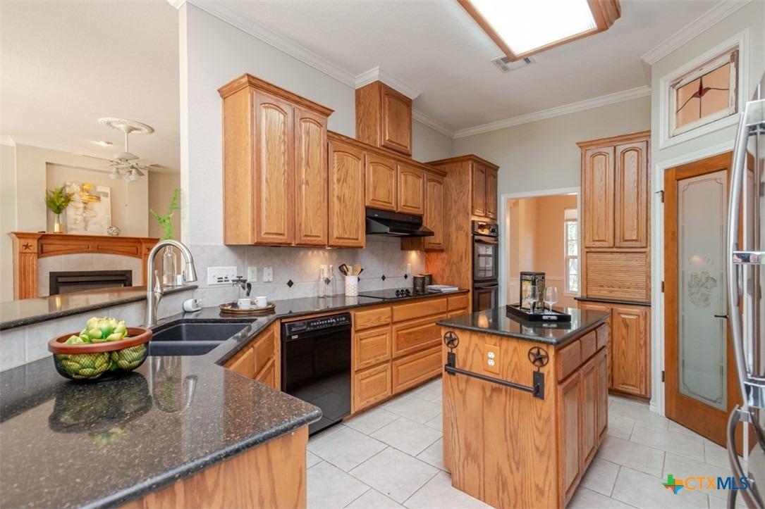 White Oak Dr, Killeen, TX 76549