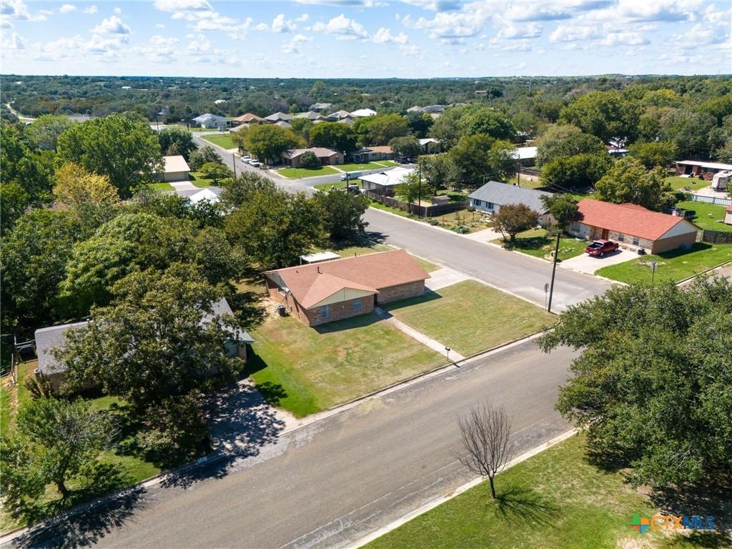 S Willis St, Lampasas, TX 76550