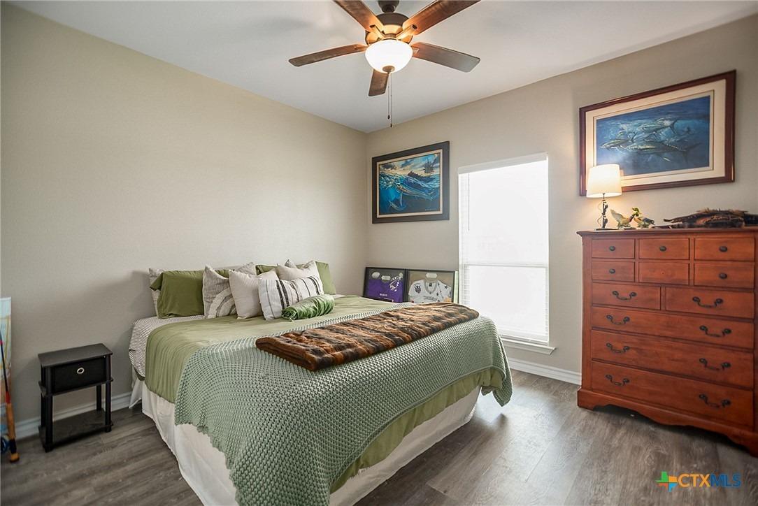 Dewberry Ln, Seadrift, TX 77983