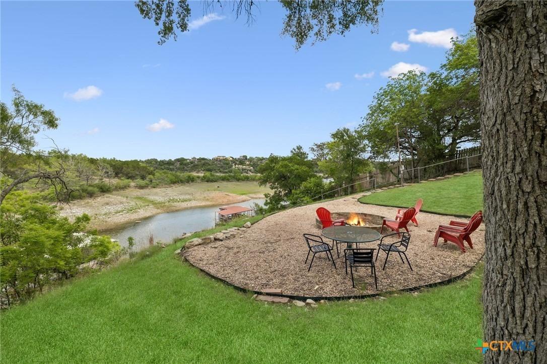 Cove Dr, Spicewood, TX 78669