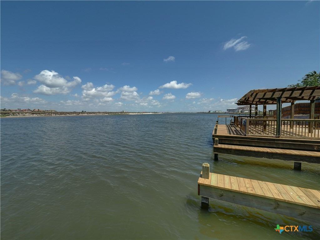 Leeward Dr, Corpus Christi, TX 78418