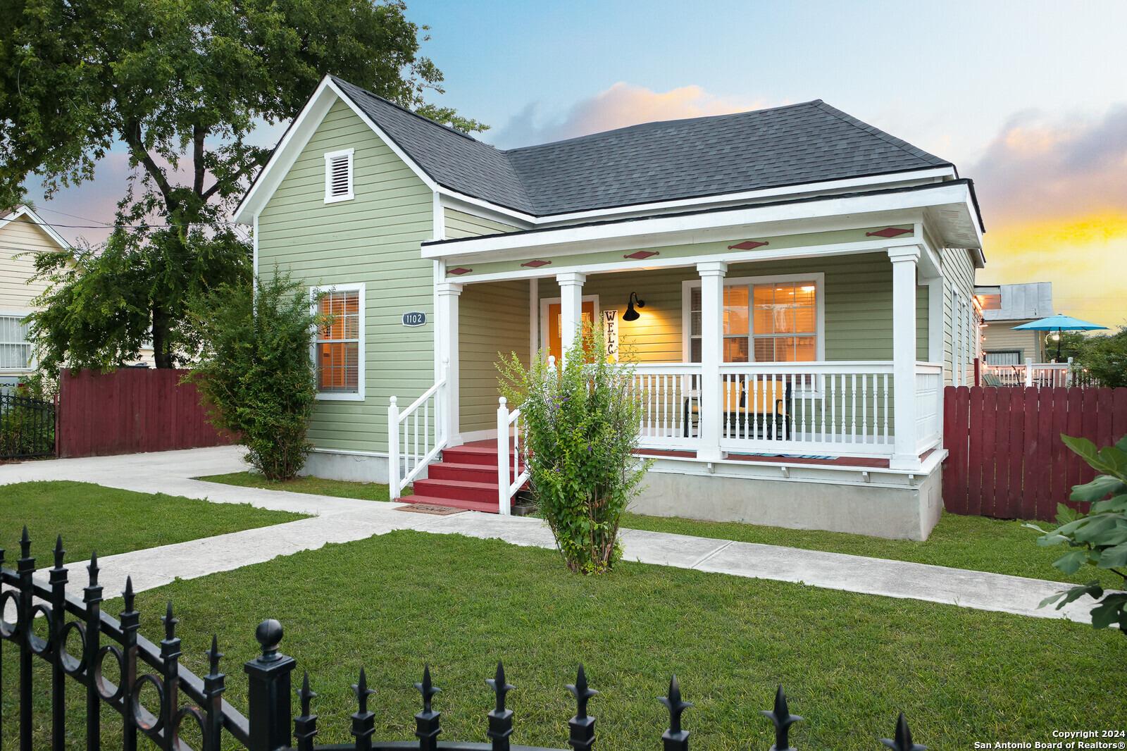 E Crockett St, San Antonio, TX 78202