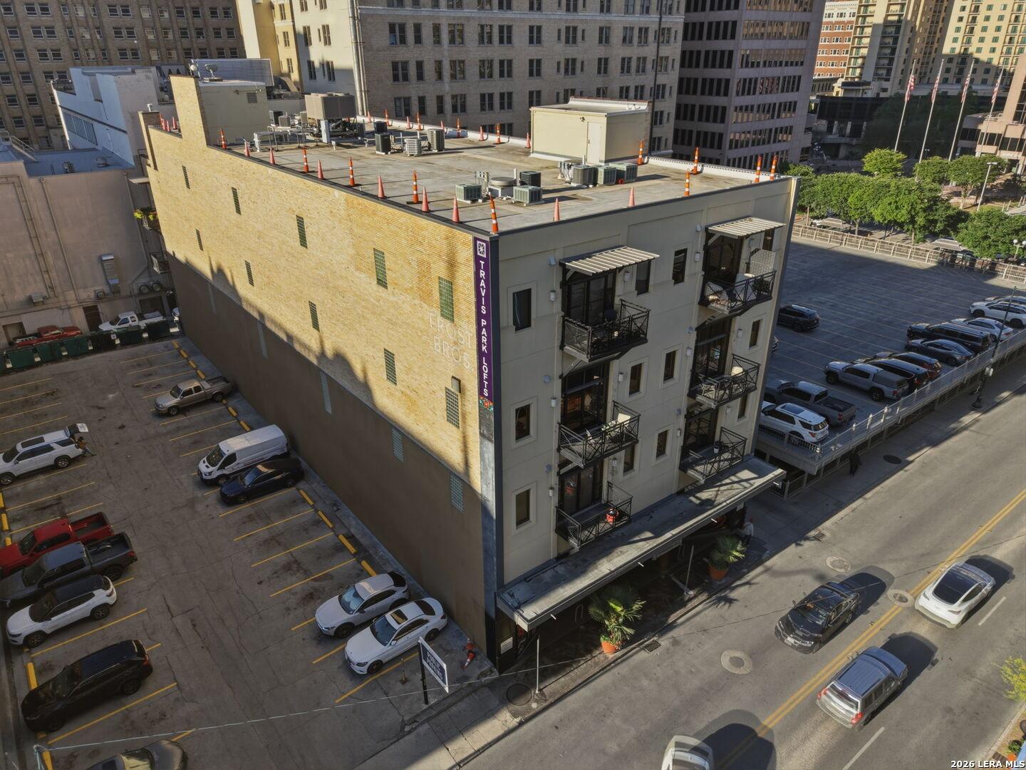 E Travis St, San Antonio, TX 78205