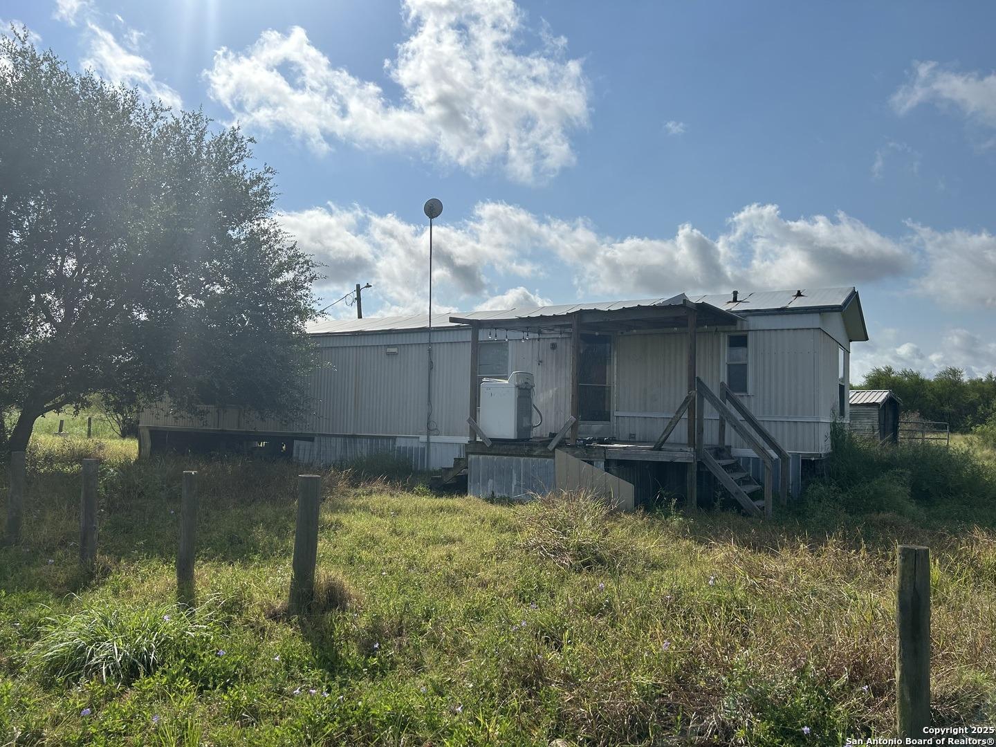 Cologne Rd, Victoria, TX 77905