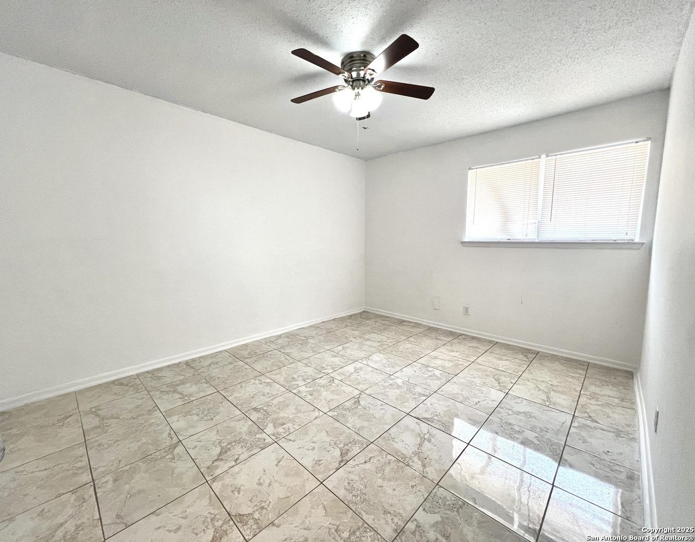 Southpoint St, San Antonio, TX 78229