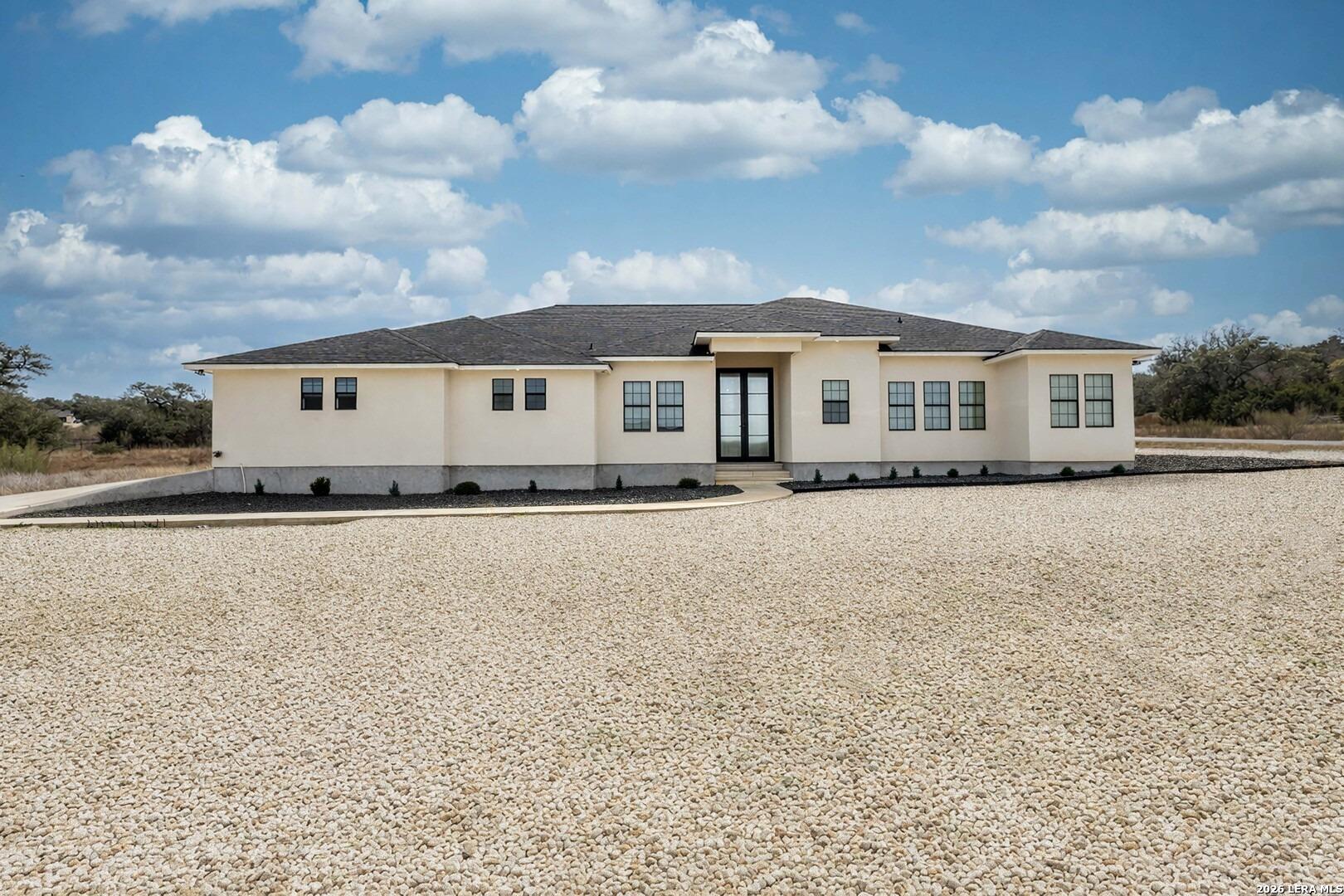 Santa Rosa Ct, Canyon Lake, TX 78133