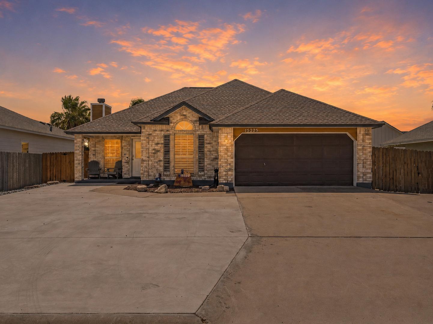 Barataria Dr, Corpus Christi, TX 78418