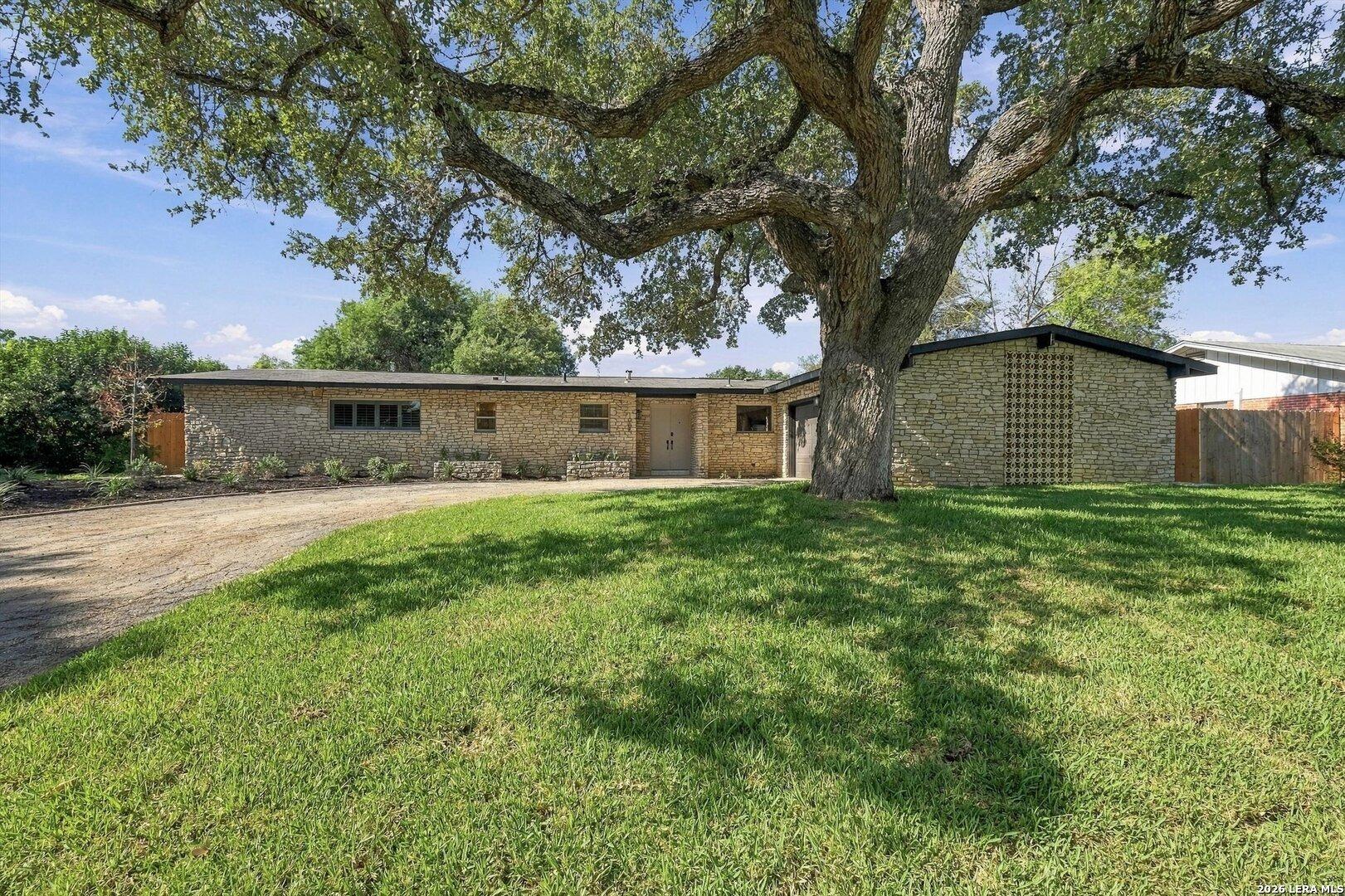 Homeric Dr, San Antonio, TX 78213