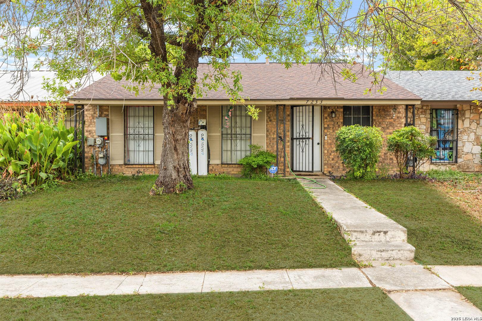 Glen Bay, San Antonio, TX 78239